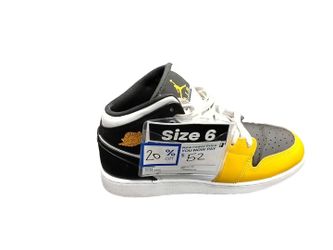 Jordan Dq8423-701 Yellow