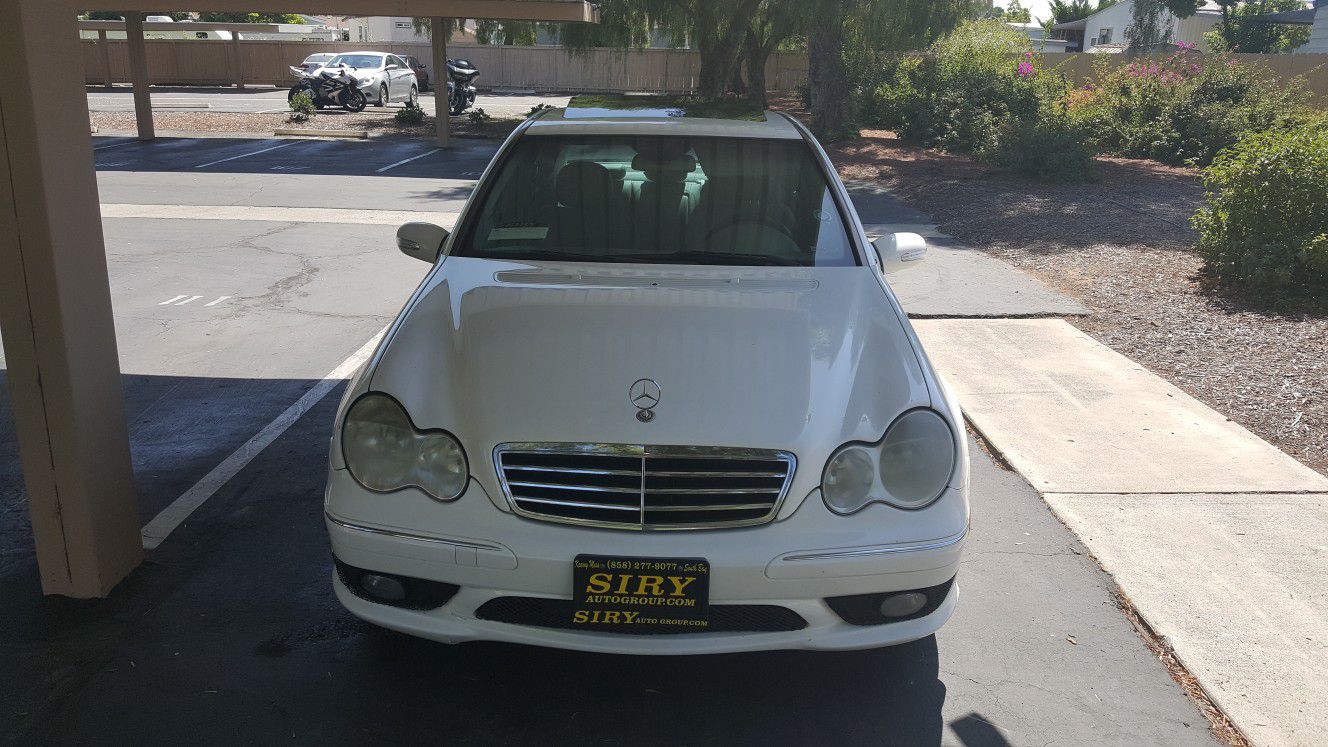 2006 Mercedes C230 needs new key or use for parts