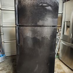GE refrigerator 