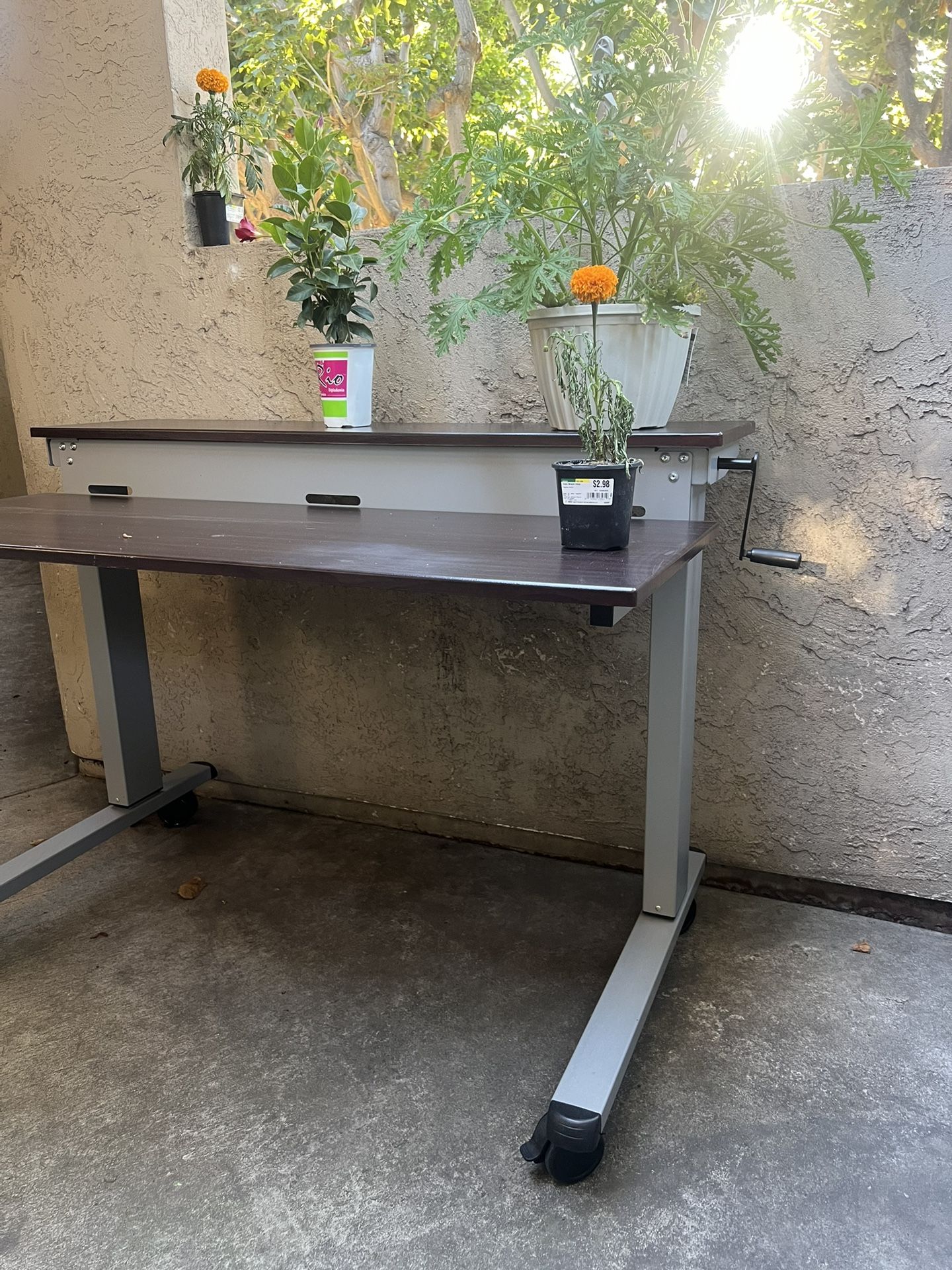 Adjustable Table