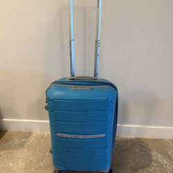Samsonite FREEFORM CARRY-ON SPINNER