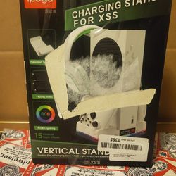XBox one XSS  Charging station 