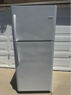 Frigidaire refrigerator