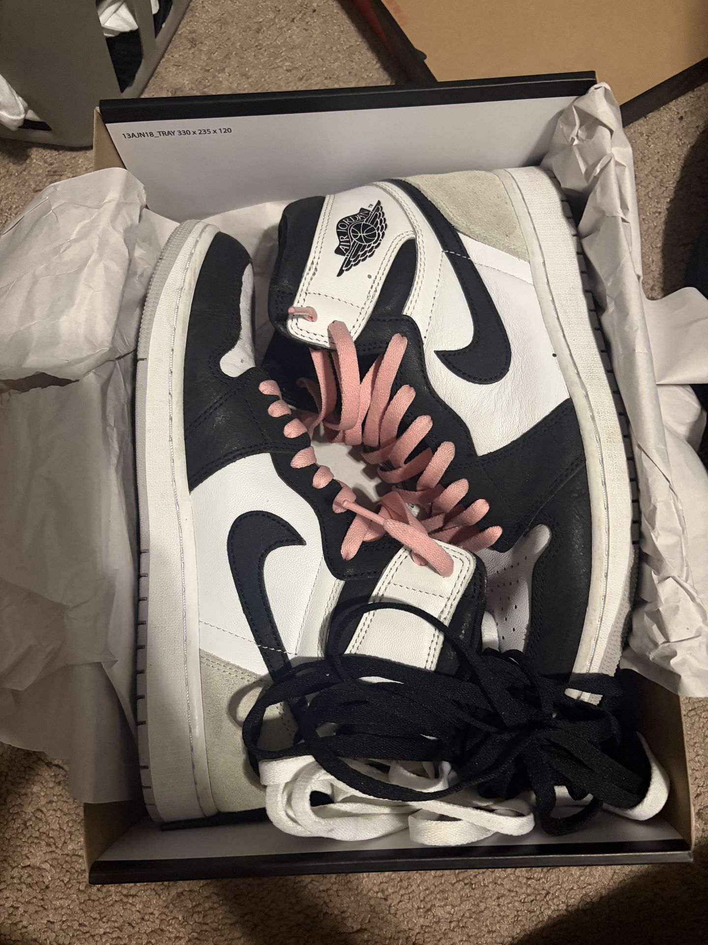 Jordan 1 Retro High OG bleached coral