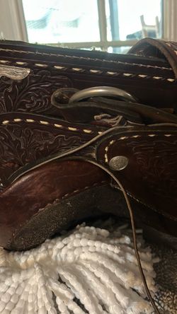 Horse saddle