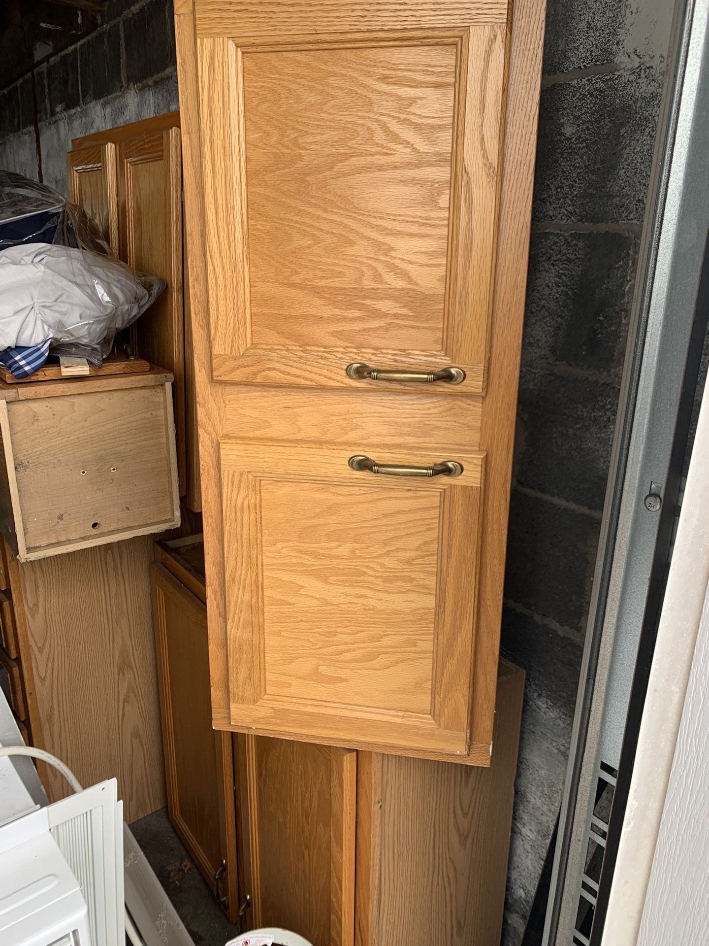 Kitchen Gabinets Free