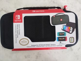 Deluxe Travel Case $15