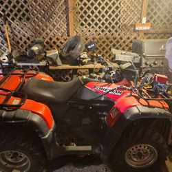 2002 Honda Rubicon 500 with plow and wench