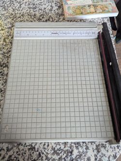 Paper Cutter