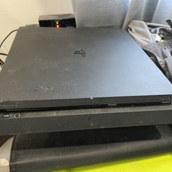 PS4 With 1 Remote And Charger