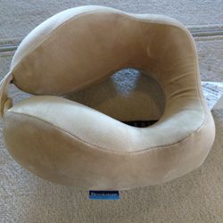 Brookstone Neck Travel Pillow