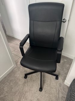 Black Office Chair