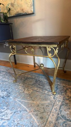 Side table/end table