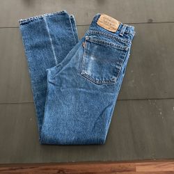 Orange tab Levi’s 
