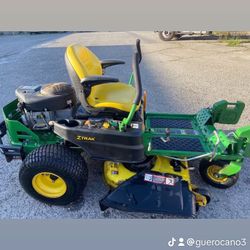 Tractor (John Deere)