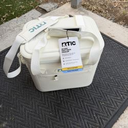 New Rtic 30 cans ultra tough cooler 
