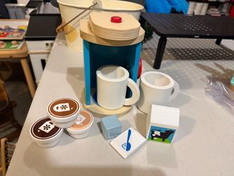 Melissa and Doug coffee maker