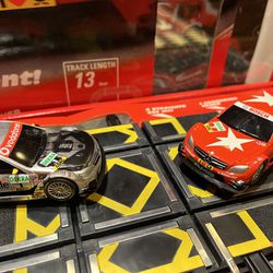 Fun times on the floor with this GT Touring Car Championship Racing Set