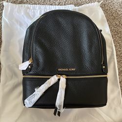 brand new never used michael kors bag