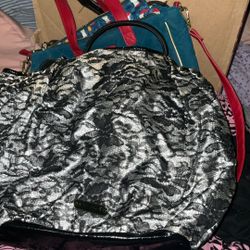 Betsey Johnson handbag great condition