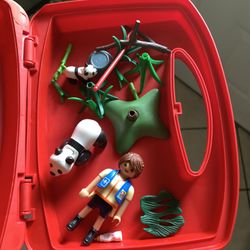 Playmobil City Life Panda Caretaker Carry Case 70105 Set 