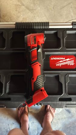 Milwaukee 18v oscillating tool