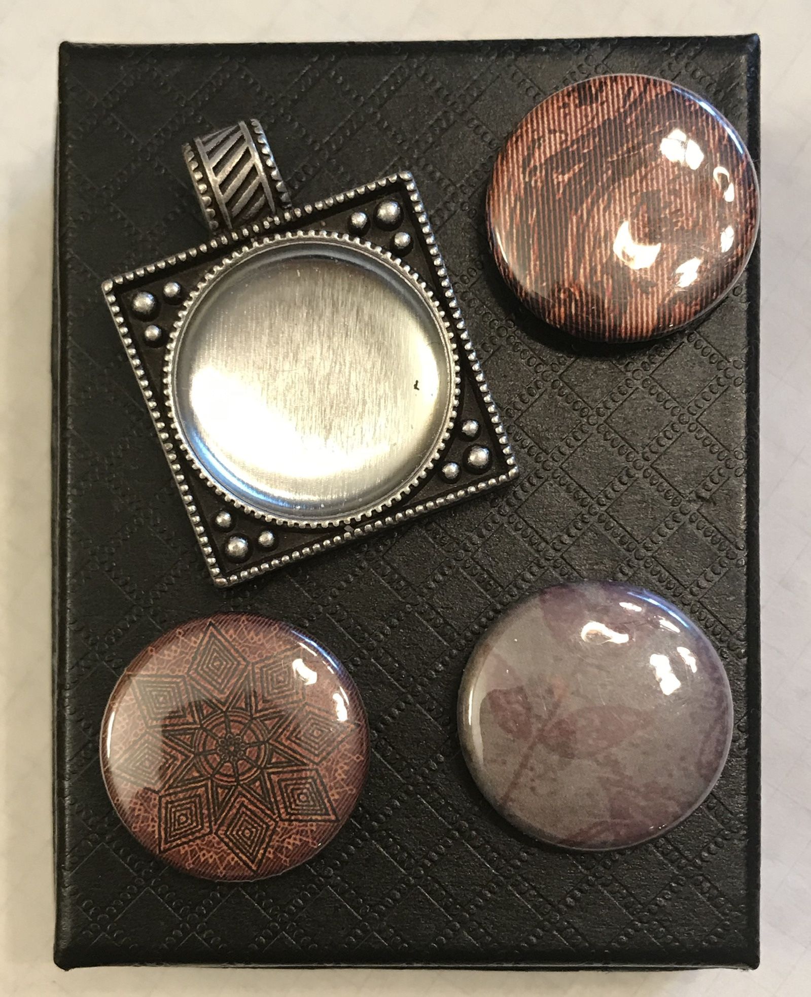 New Interchangeable Pendant