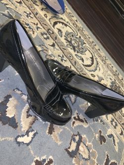 Black heels SIZE 7