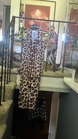 A two-piece summer outfit, leopard print