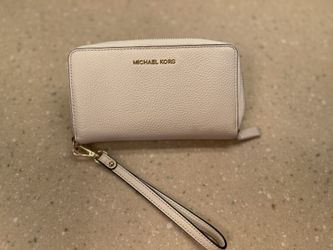 Michael Kors Wallet White With Gold Accents