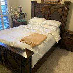 Queen Size Bed And Dresser