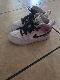 Girls Size 13 Nike Jordan Purple