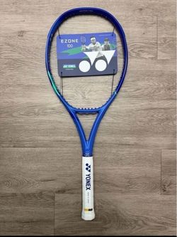 New Yonex Ezone 100 | Gripsize 4 3/8 | NWT