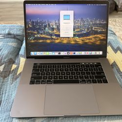 MacBook Pro 15-inch (2018) – Pro Performance