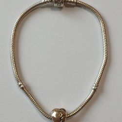 Pandora 925 Bracelet and Pandora 925 Hear Pendant 