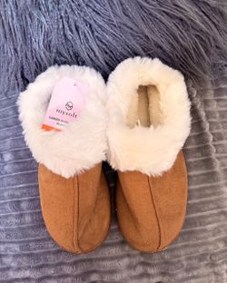 Women’s Slippers