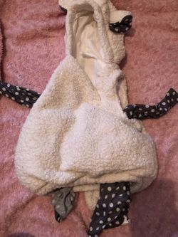 Worn once 12/18 lamb costume