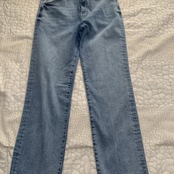 2 WOMEN’S DENIM PANTS 