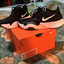 women nike shoes