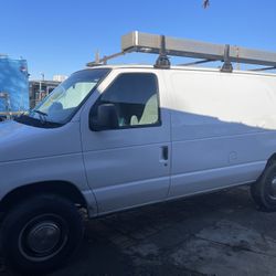 2002 ford Econloline 