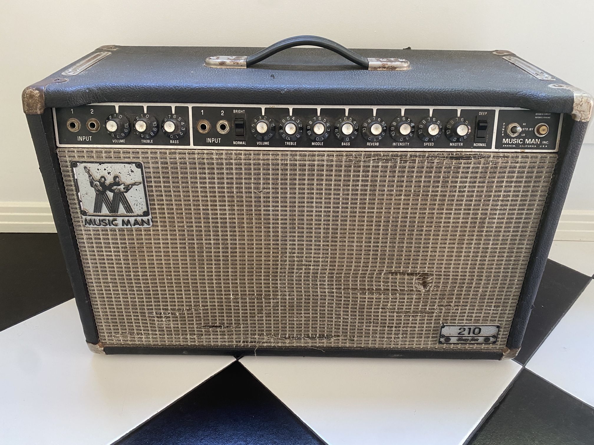 Music Man 210 65 Combo Amp late 70s