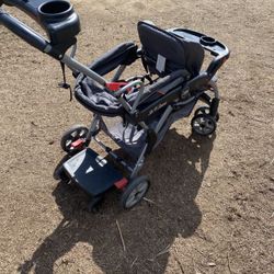 Stroller Perfect For A Mom With 2-3 Kids 