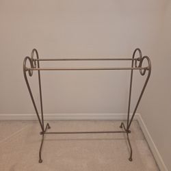 Blanket Quilt Metal Rack Stand