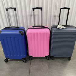 Carry on brand new only 35$