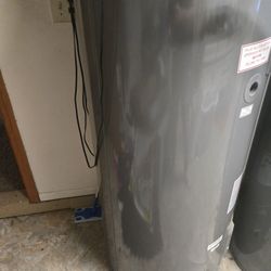 80 gallon water heater Richmond solar compatible 600 obo