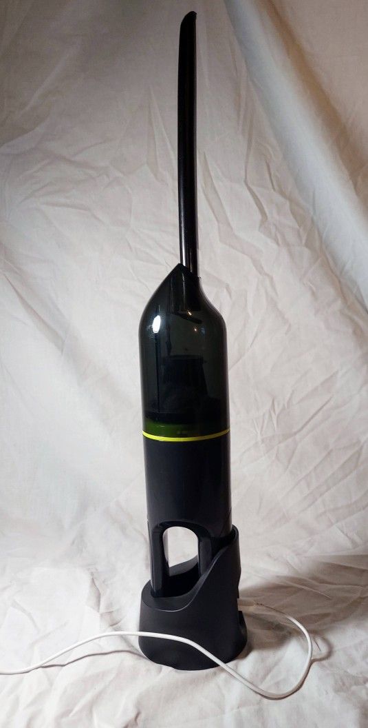 Ionvac 7441 Handheld Cordless Vacuum Cleaner by Tzumi - Ultralight