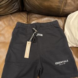 Essentials Fear Of God Black Shorts 