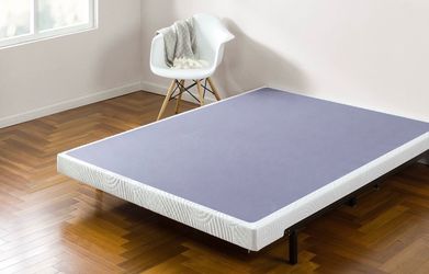 Zinus Night Therapy 4" Wood and Metal Box Spring Foundation, Queen