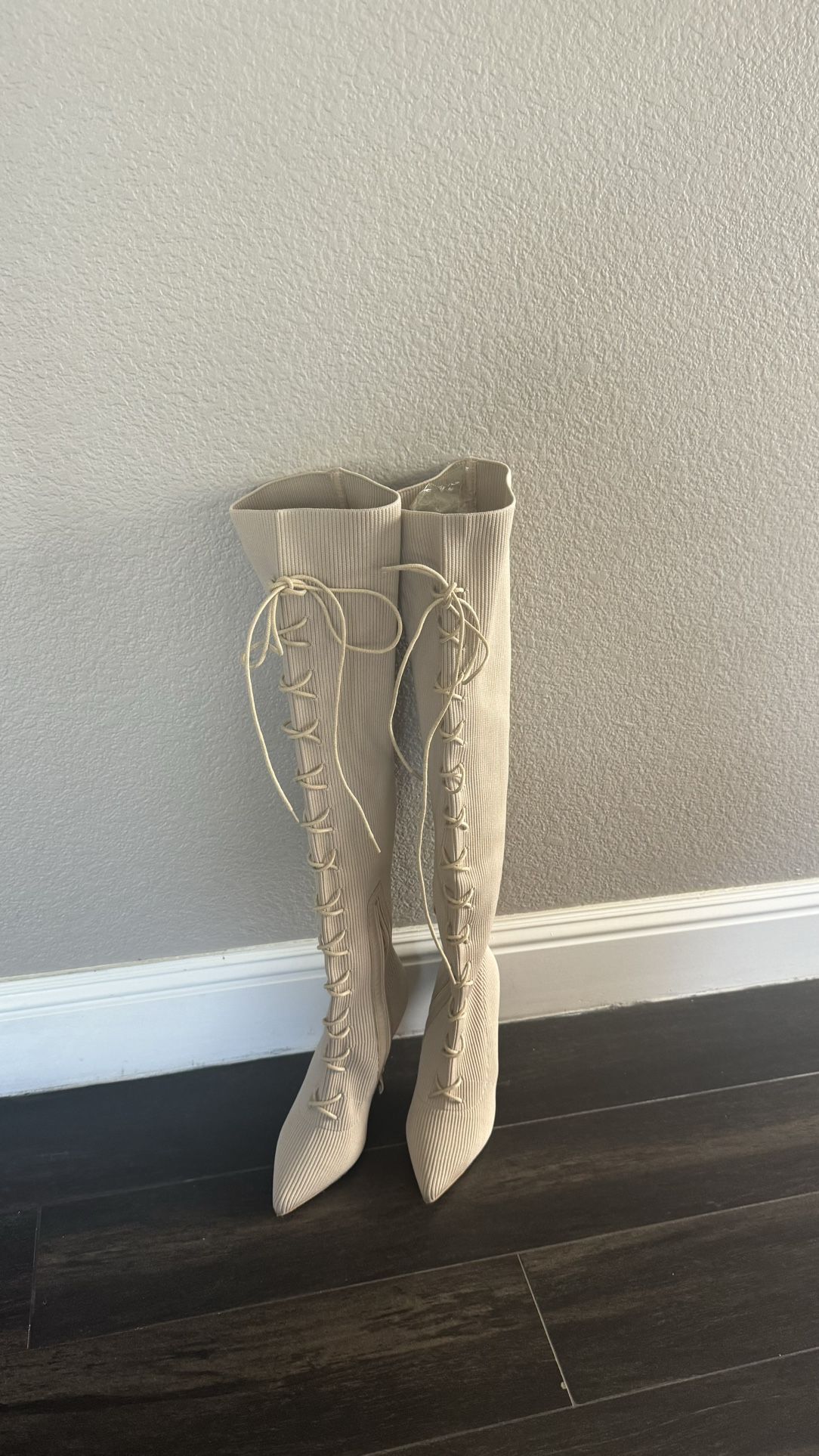Brandnew Women Beige Boots Size 6 Retail Value $184 + Tax