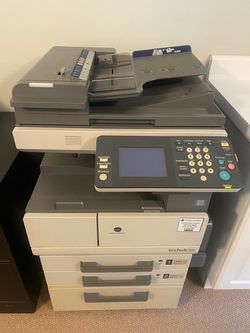 Konica Minolta Bizhub 200 copy machine